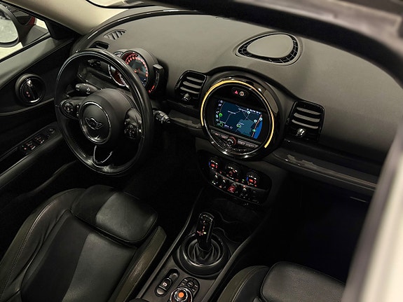 MINI Clubman Cooper 19 of 26