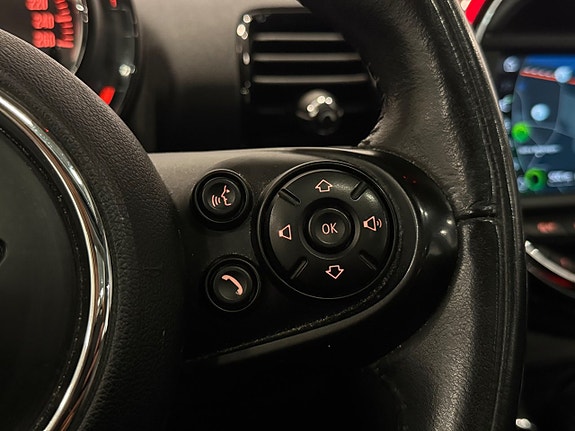 MINI Clubman Cooper 25 of 26
