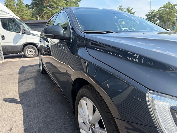 Volvo V60 21 of 30