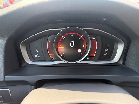 Volvo V60 26 of 30