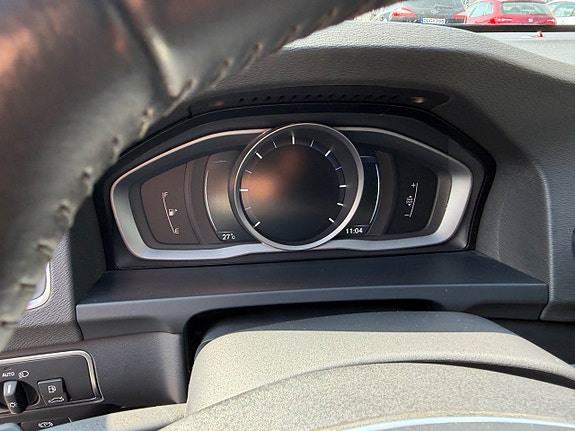 Volvo V60 25 of 30
