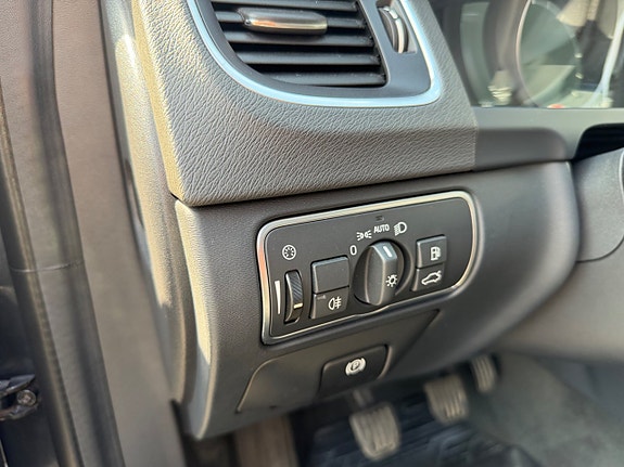 Volvo V60 28 of 30