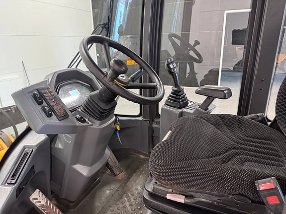 Volvo L30GS. Snabbgående med låga timmar 7 of 7