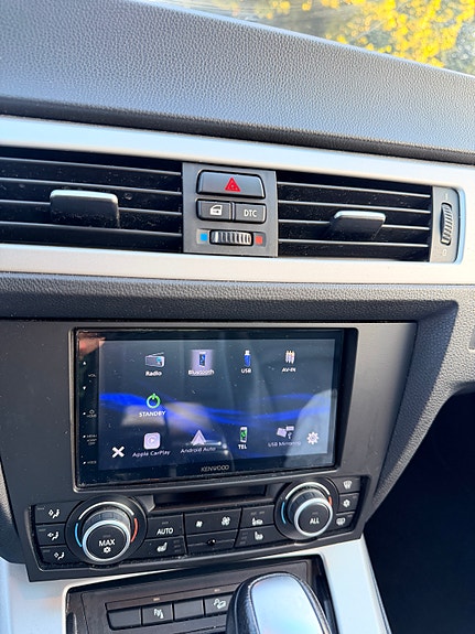 BMW 325i 7 of 7