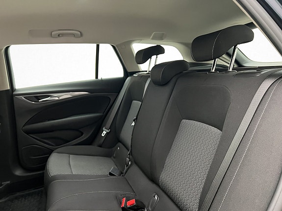 Opel Insignia 23 of 24