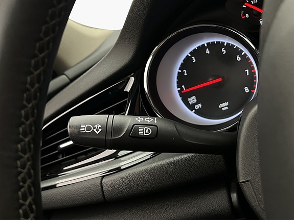 Opel Insignia 13 of 24