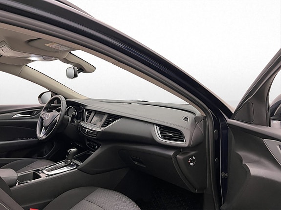 Opel Insignia 21 of 24