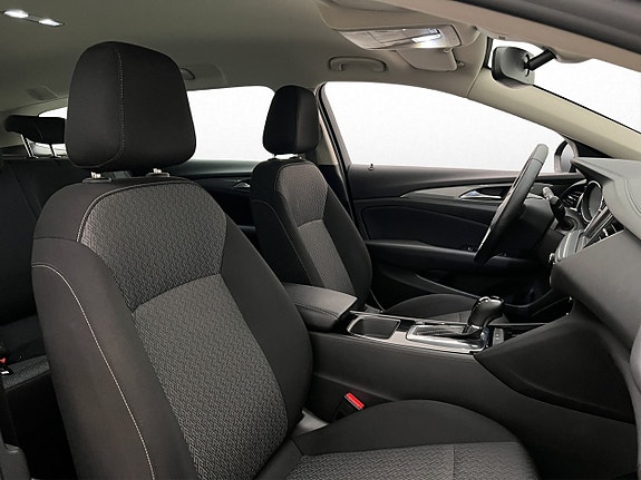 Opel Insignia 22 of 24