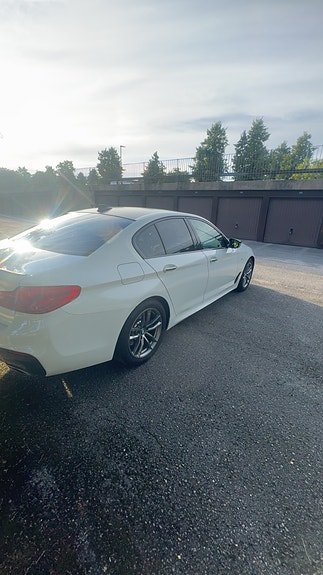 BMW 520d 8 of 12
