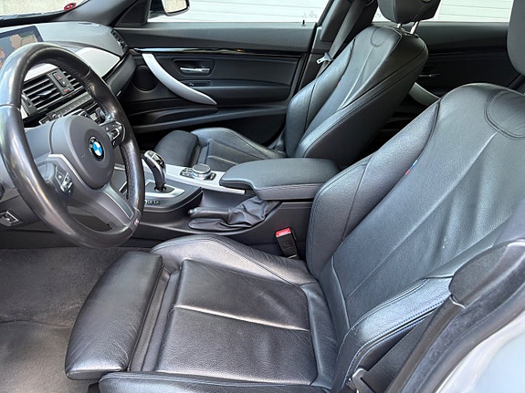 BMW 320d 7 of 17