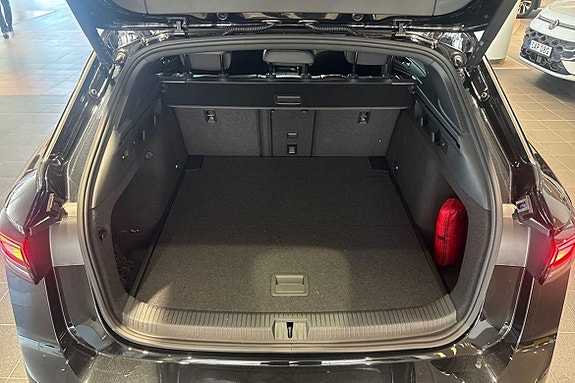 Volkswagen ID.7 26 of 27