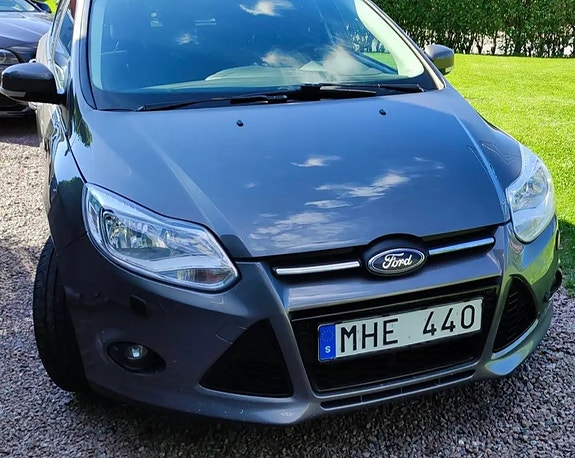 Ford Focus 5 of 12