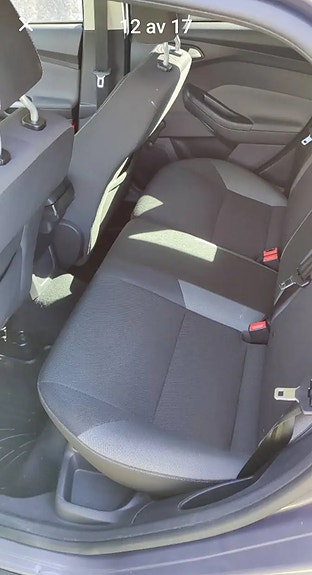 Ford Focus 9 of 12