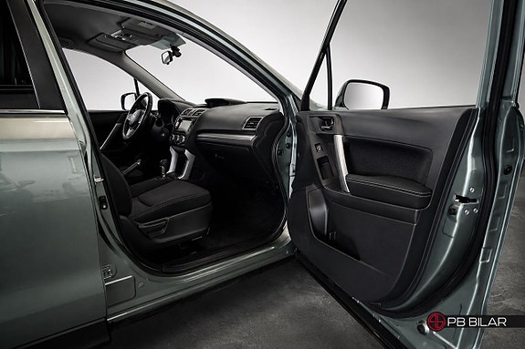Subaru Forester 12 of 25