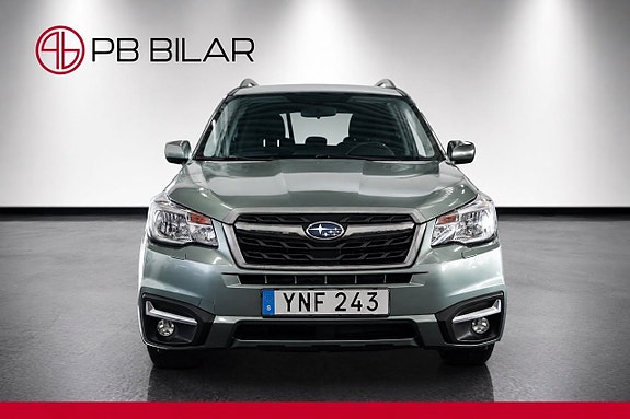 Subaru Forester 2 of 25