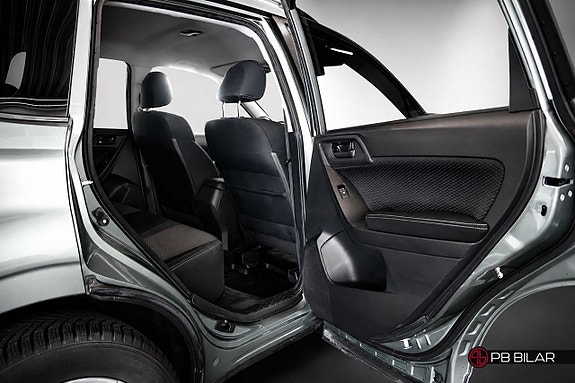 Subaru Forester 15 of 25
