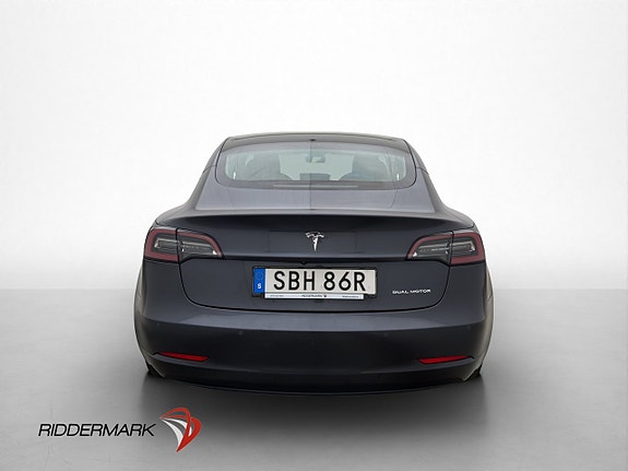 Tesla Model 3 8 of 30