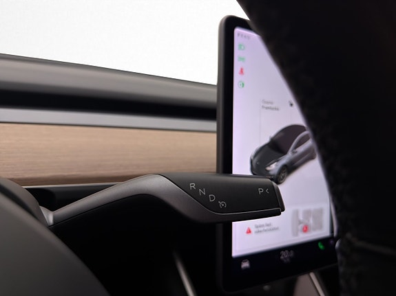 Tesla Model 3 13 of 30