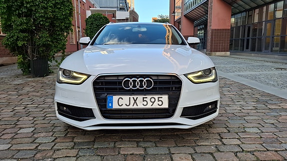 Audi A4 5 of 15