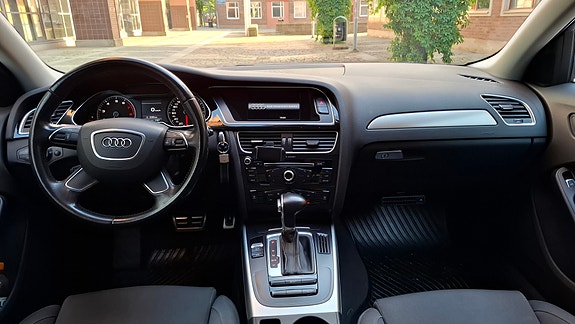 Audi A4 12 of 15