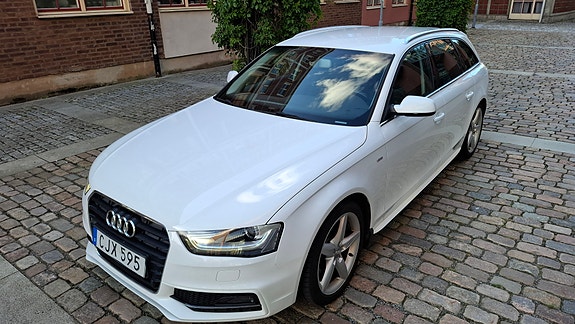 Audi A4 3 of 15