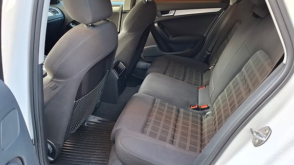 Audi A4 11 of 15