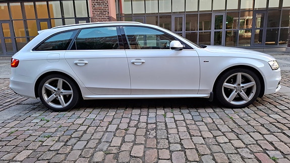 Audi A4 7 of 15