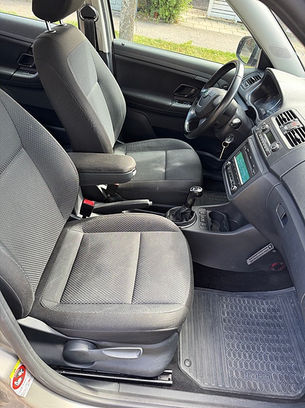 Skoda Fabia 10 of 16