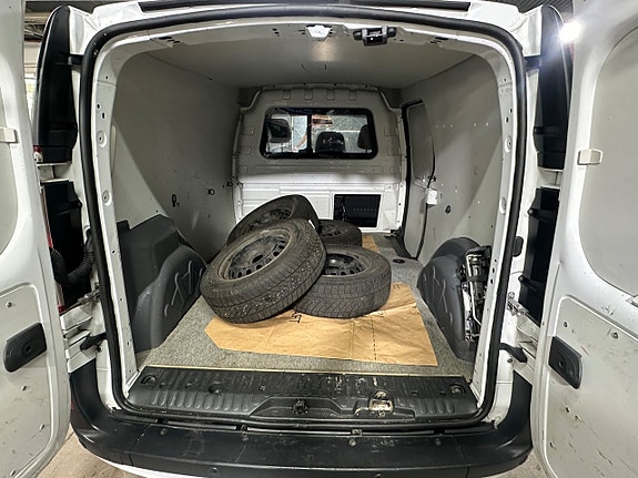 Renault Kangoo Express 19 of 24
