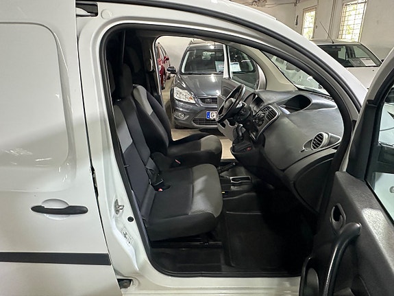 Renault Kangoo Express 8 of 24