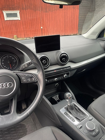 Audi Q2 7 of 9