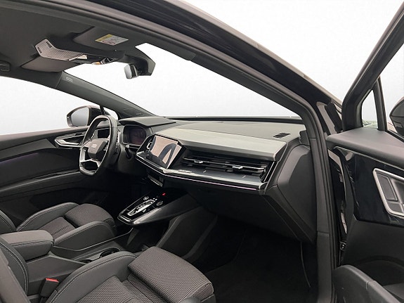 Audi Q4 e-tron 26 of 30