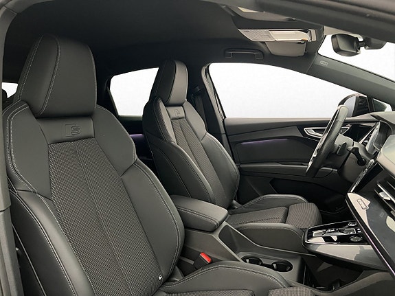 Audi Q4 e-tron 25 of 30
