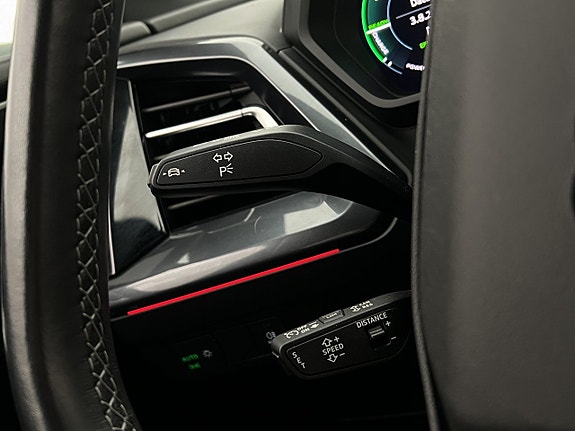 Audi Q4 e-tron 14 of 30