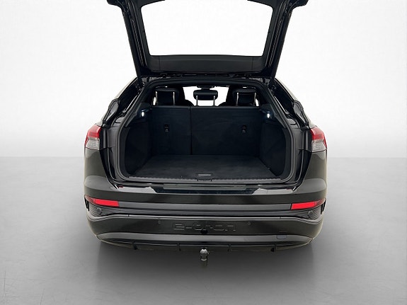 Audi Q4 e-tron 28 of 30