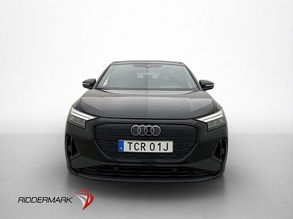Audi Q4 e-tron 3 of 30