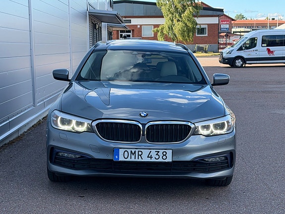 BMW 520d 3 of 18