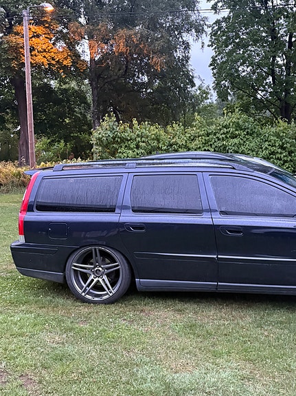 Volvo V70 6 of 7