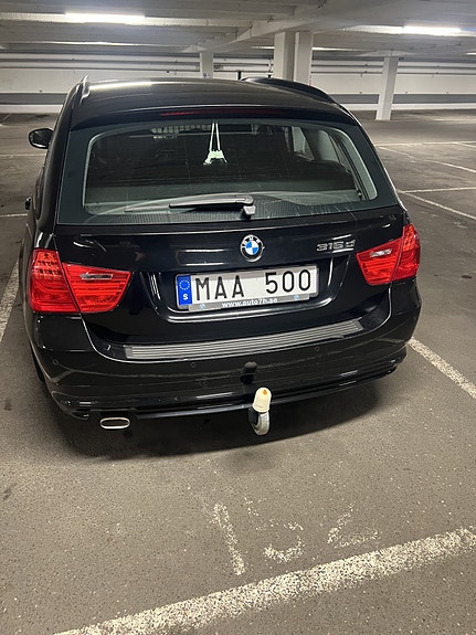 BMW 316d 3 of 9