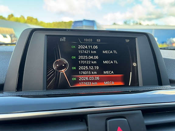 BMW 330i 18 of 18