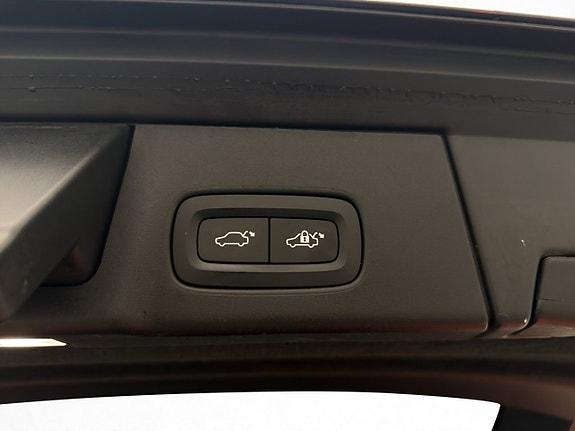 Volvo V90 28 of 30