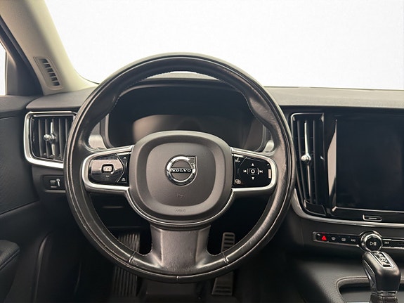 Volvo V90 11 of 30