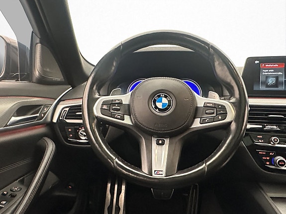BMW 530i 16 of 30