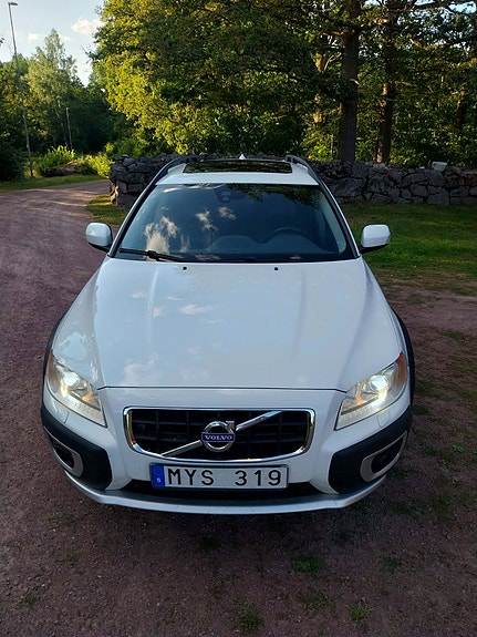 Volvo XC70 4 of 7