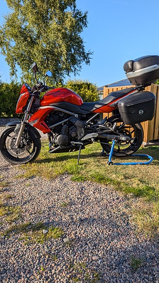 Kawasaki ER-6n (2009) – mycket extrautrustning! 2 of 9