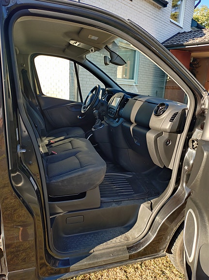 Opel Vivaro 6 of 7