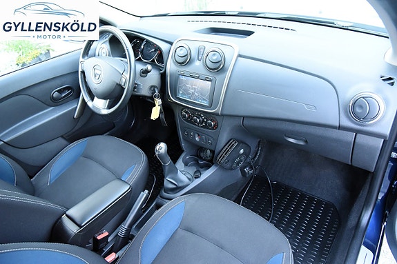 Dacia Logan 10 of 16