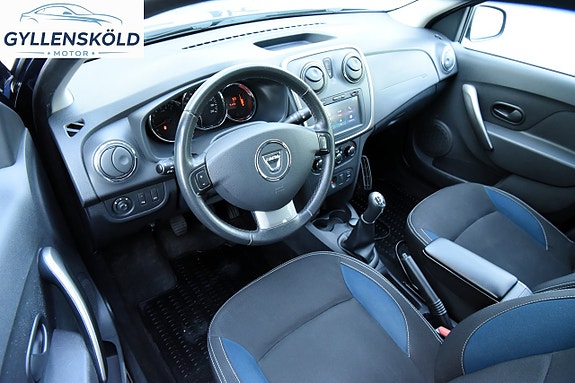 Dacia Logan 13 of 16