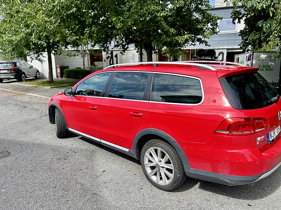 Volkswagen Passat Alltrack 6 of 11