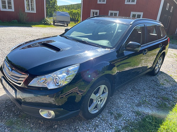 Subaru Outback 6 of 7